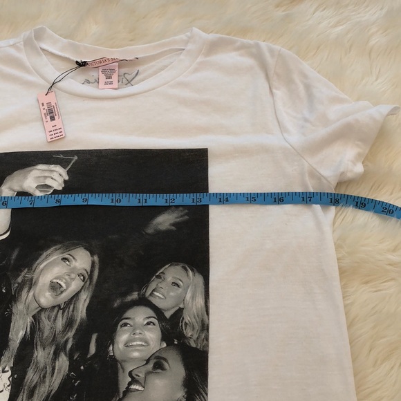 Victoria’s Secret supermodel selfie Tee S|P - Picture 6 of 8